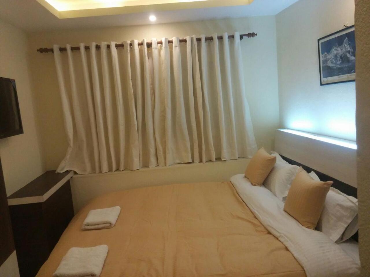 Bed And Breakfast Thamel Kathmandu Room photo